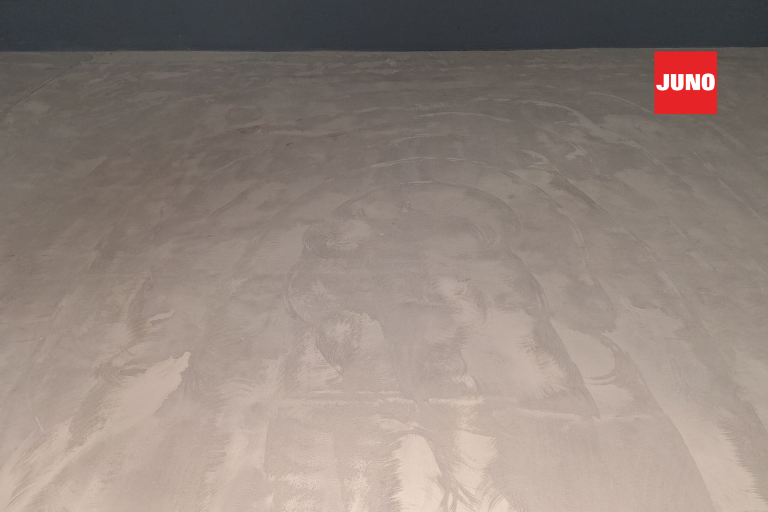 Pavimento continuo con resinas epoxi en garaje comunitario de Burgos