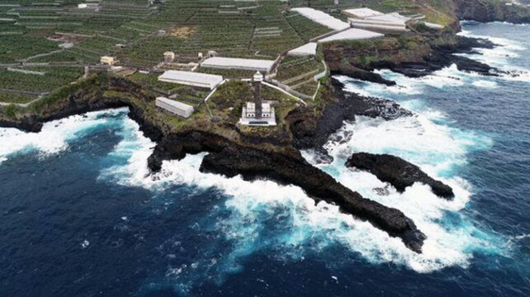 Faro_Punta_Cumplida_JUNO_Lapalma_636899792185670579