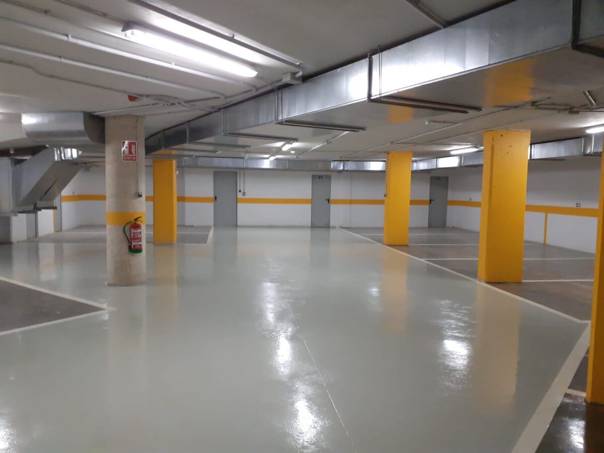 Pintura de suelos de garajes y parking en Sevilla. Grupo ATVI