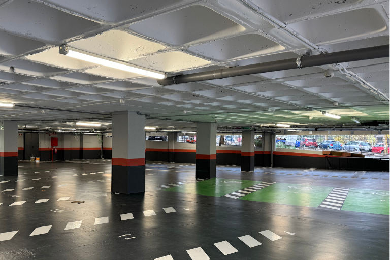 Renovación completa del garaje de BM Supermercado en Majadahonda con sistemas JUNO