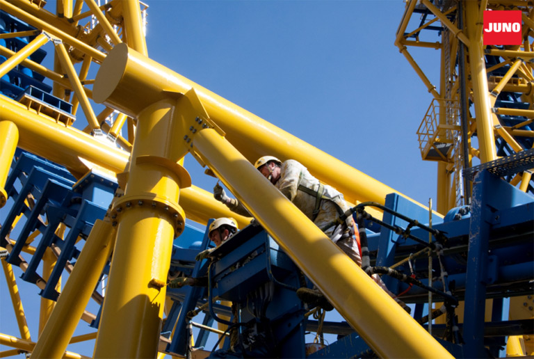 exito__stunt-fall-warner-thumbnail